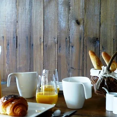 Couette-café L’été En Novembre Kirrwiller