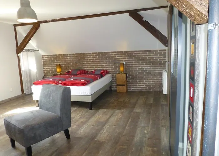 L'ete En Novembre Bed & Breakfast 3*